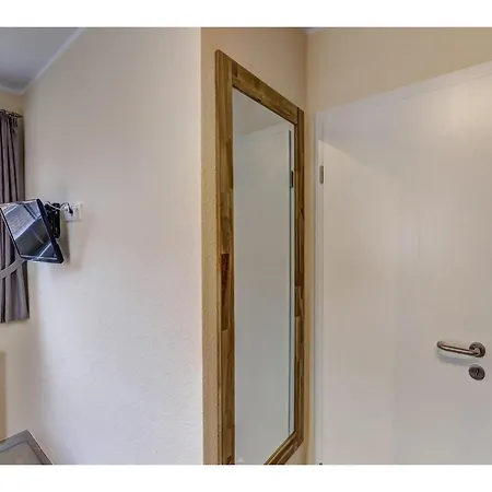 Doppelhaushaelfte In * Burhave