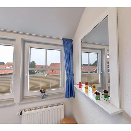 Doppelhaushaelfte In Appartement